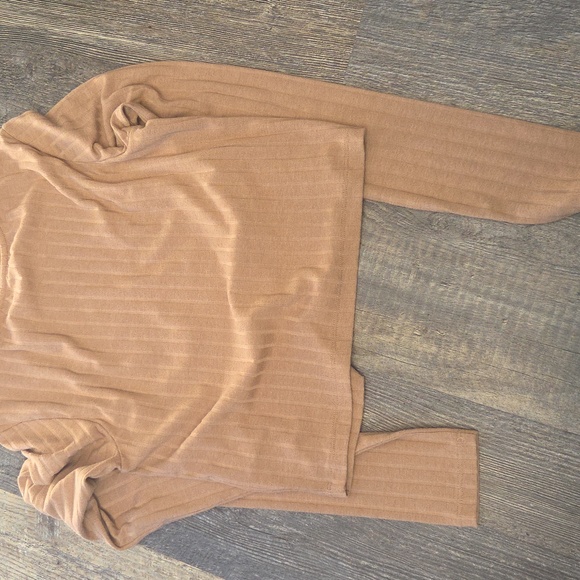 Esprit Tan Ribbed Crop Top - Picture 4 of 4